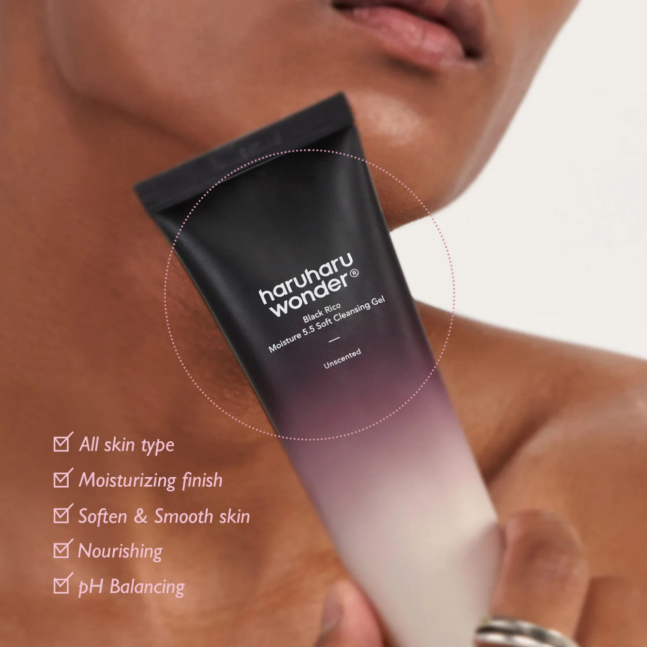 haruharu wonder - Black Rice Moisture 5.5 Soft Cleansing Gel
